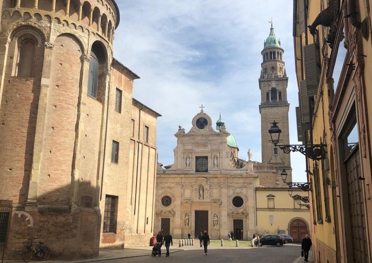 Apartament Luxury 5 Al Duomo Di Parma Zewnętrze zdjęcie