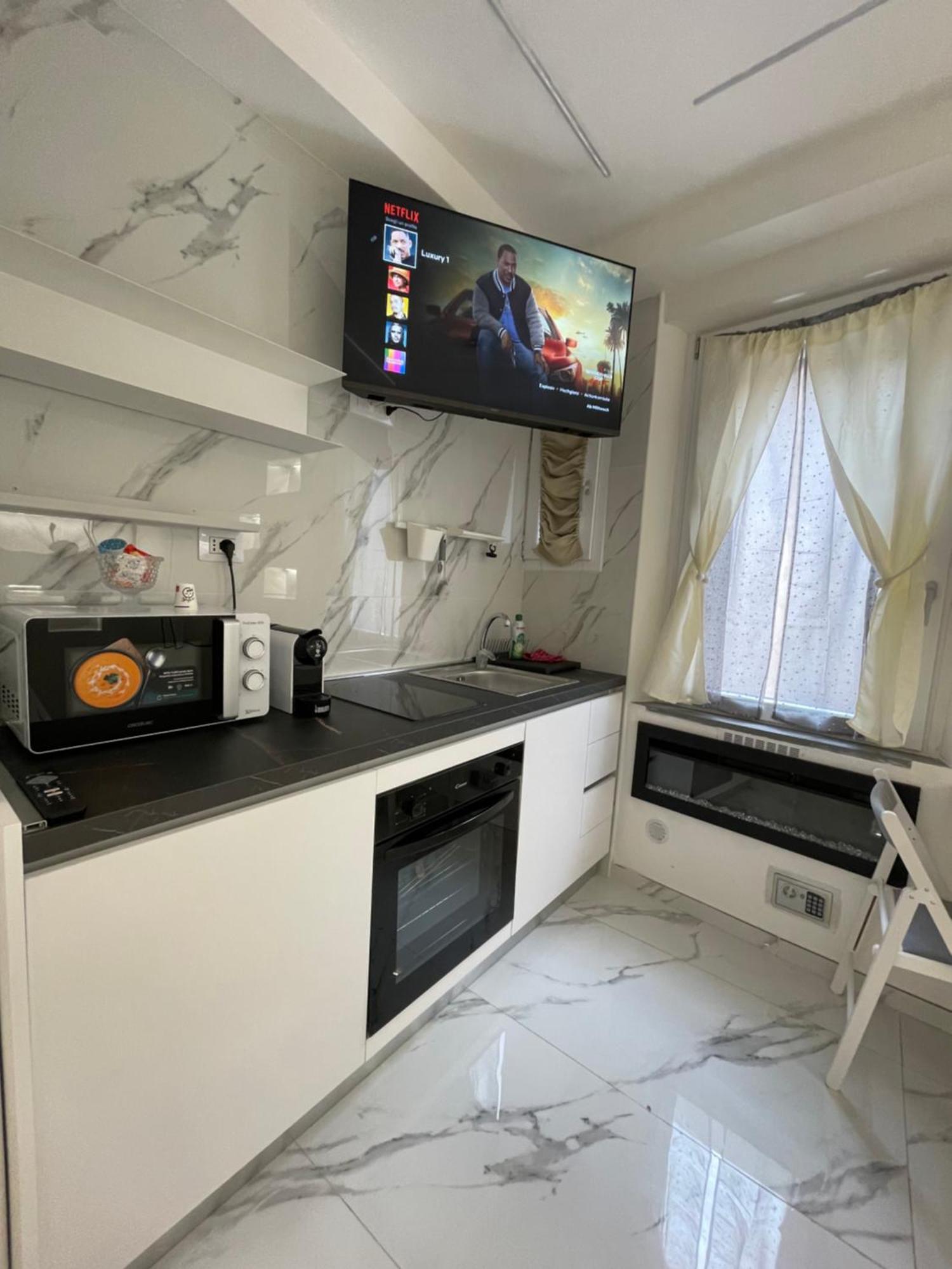 Apartament Luxury 5 Al Duomo Di Parma Zewnętrze zdjęcie